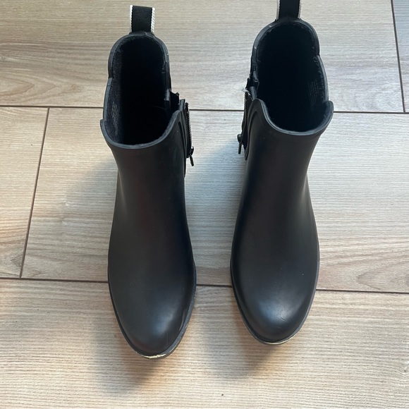 Lucky Brand Bunita Black Rainboots - Picture 3 of 11